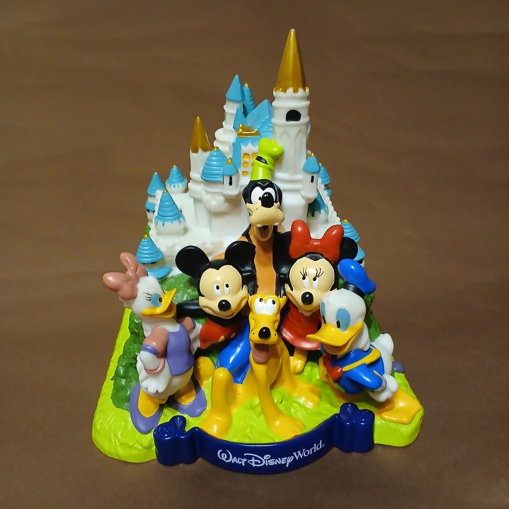 Vintage Walt Disney World  PVC Coin Bank Castle Mickey Minnie Pluto Toy